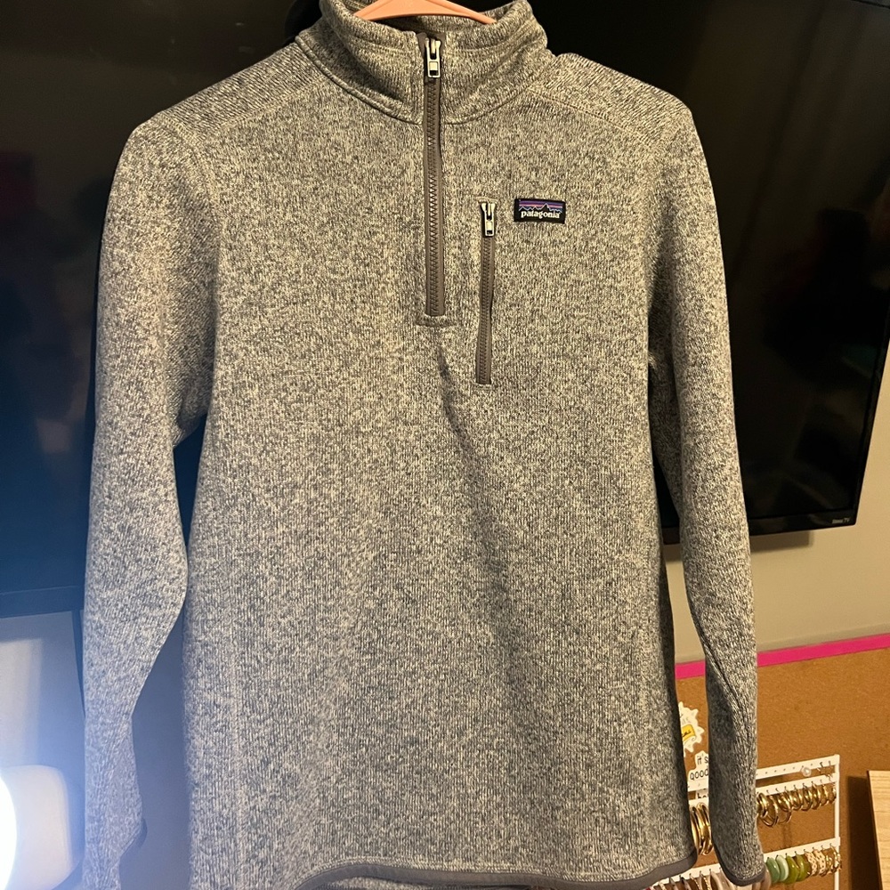 Patagonia half zip pullover